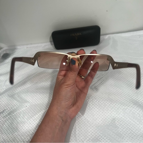 PRADA Rare Vintage Women’s Sunglasses - Picture 3 of 13
